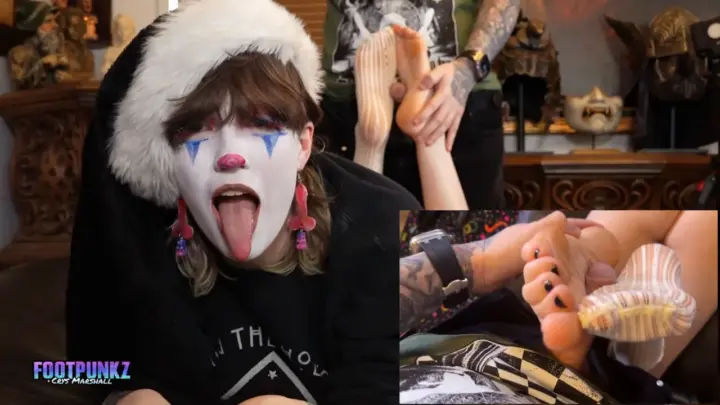 Footpunkz – Clown Babe Pov Footjob With Big Size 12 Feet