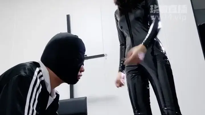Taolusm – Muwans – Female Private Tutor 2 Wearing Latex Suit