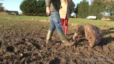 Evil Bitch Princess Brook – Princess Brook Extreme Pigsty