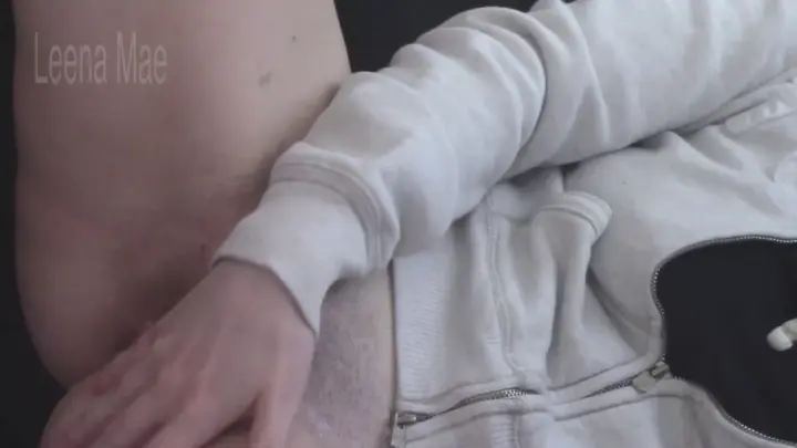 Leena Mae – Masturbating With My Spit