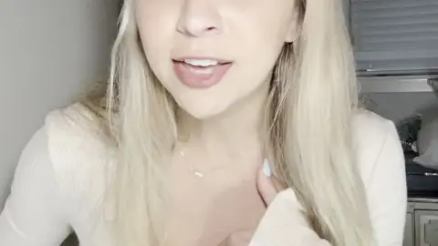 tiffstreatsxoxo – You really think you are enough for this SIZE QUEEN – SPH