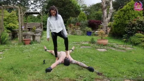 Miss Raven – Keeping His Under Control All Day