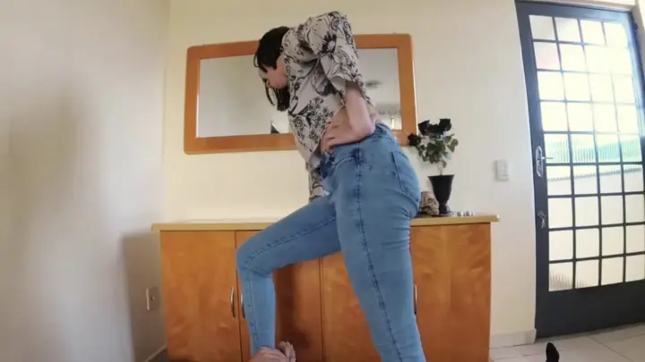 Sabrinafoxoficial – Stepping On Men Feels Really Good