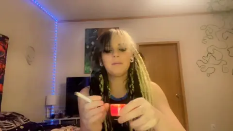 Ravenskye – Cbt Ashtray Slave