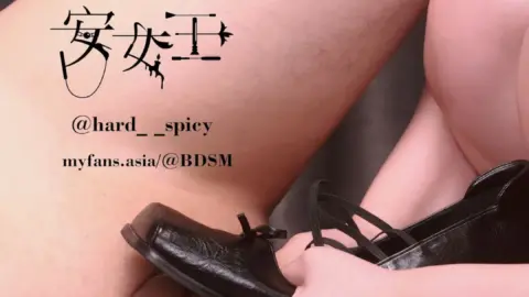 Mistress Ann – Single Leg Hoist Ballbusting – Stomping Balls Into His Own Thigh
