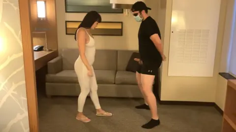 Onlyballkicking – Sexy Flip Flop Ballbusting