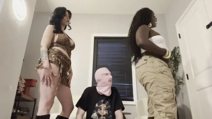 Melaninfarts – Gassy Af After Eating Burritos – Farts Down The Subs Throat Ft Goddess Sydnie