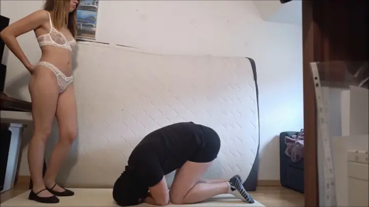 German Balls Busted – Sexy Hard Ballbusting